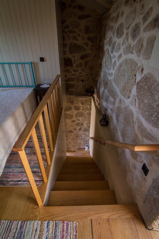 Casas Dos Avos Guest House Вале де Камбра Стая снимка