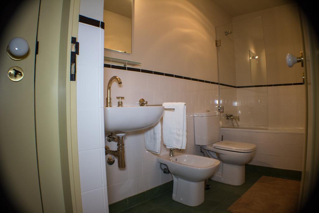 Casas Dos Avos Guest House Вале де Камбра Стая снимка